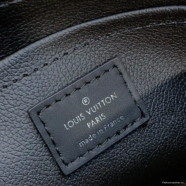 Fashionreps Bags 2408YA0173 LV 0820